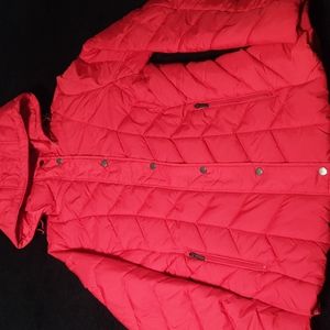 ST JOHNS BAY WOMENS QUILTED POLYESTER COAT RED SIZE M